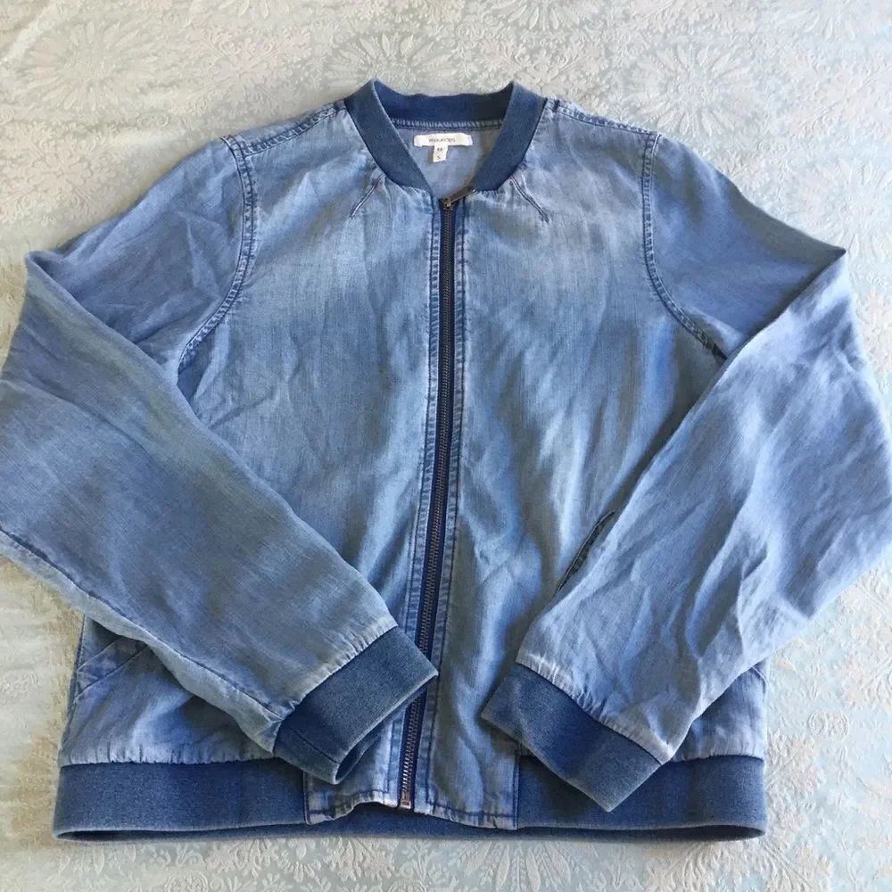 Maurice’s lightweight jacket  - Picture 3 of 8